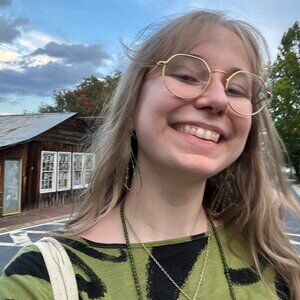 Meet your Posher, Haley